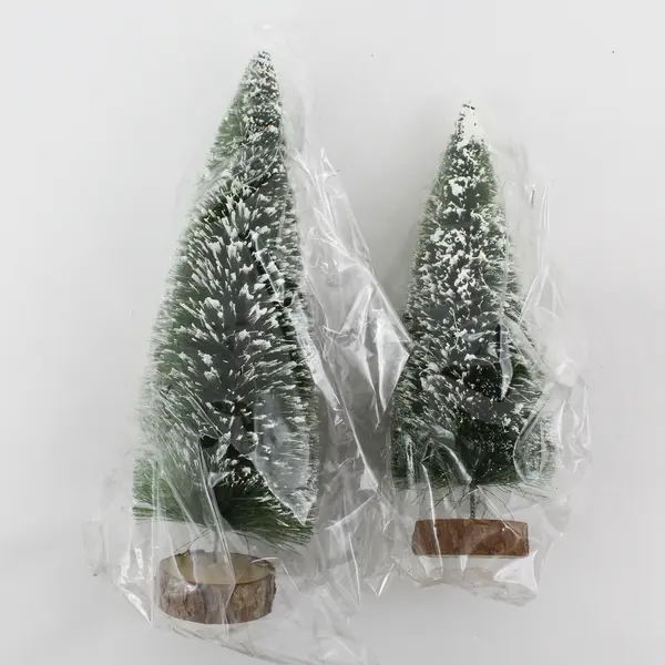 Set of 4 Bottle Brush Christmas Trees Mini Holiday Mantel Decor