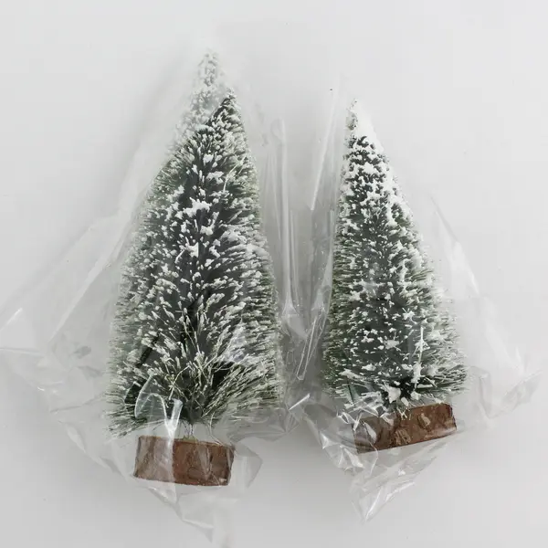 Set of 4 Bottle Brush Christmas Trees Mini Holiday Mantel Decor