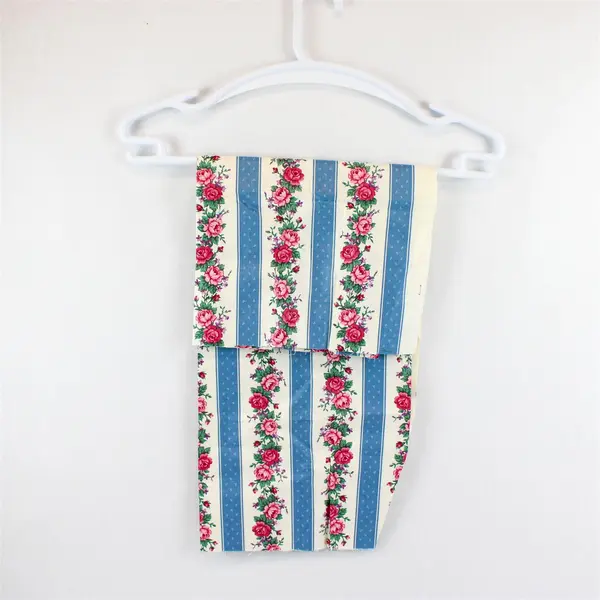 Floral Blue & White Polished Cotton Fabric 3/4 yd x 44in Quilting