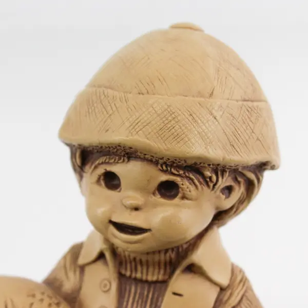 1982 Solar Statuary Inc Bill Mack Fishin Fanatic Figurine