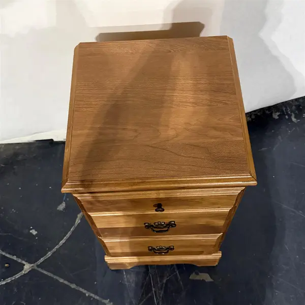 3 Drawer Colonial Style Nightstand 