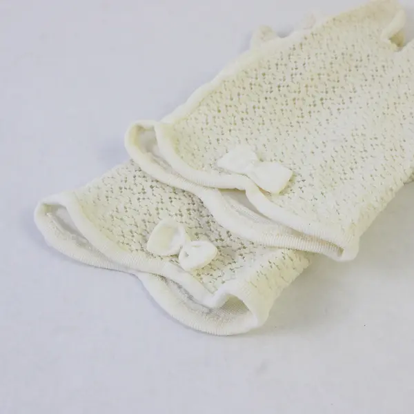 Pair of Vintage Off-White Lacy Girls' Gloves FLAW