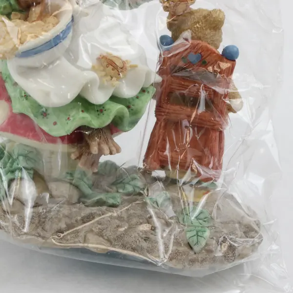 Enesco Priscilla's Mouse Tales Mouse In Your House Figurine 1995