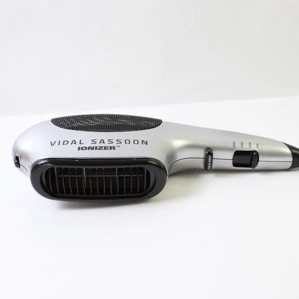 Vidal Sassoon VS783 Ionic Hair Dryer 125/250 VAC Tested Working