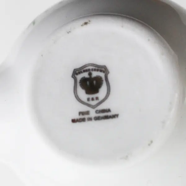 E& R Golden Crown Germany Mini March Birthday Teapot White Daffodil 3.5"