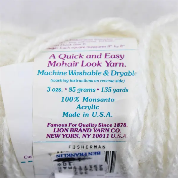 Lot of 2 Skeins of White Virgin Wool and Acrylic Yarn, unused 