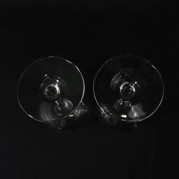 Lot Of 2 Naked Winery McMinnville OR Clear Glass Stemmed Wine Glasses 7.75" Tall