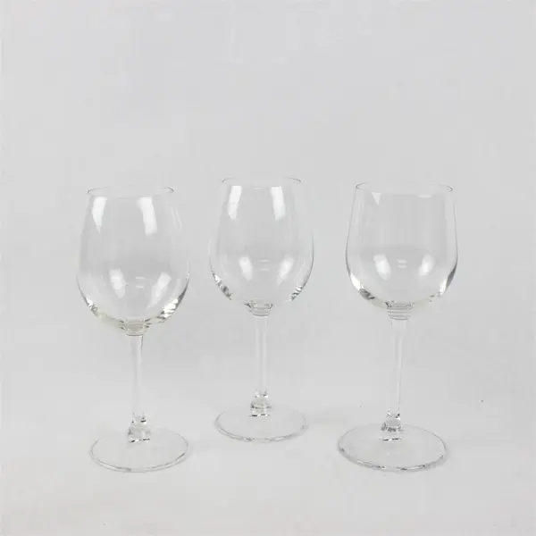 Lot Of 3 Bormioli  Clear Glass Stemmed Wine Glasses 8.25" Tall
