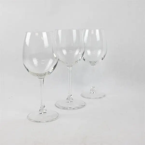 Lot Of 3 Bormioli  Clear Glass Stemmed Wine Glasses 8.25" Tall