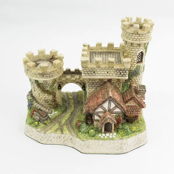 1994 John Hine Studios David Winter Cottages The Guardian Gate W/ Box COA