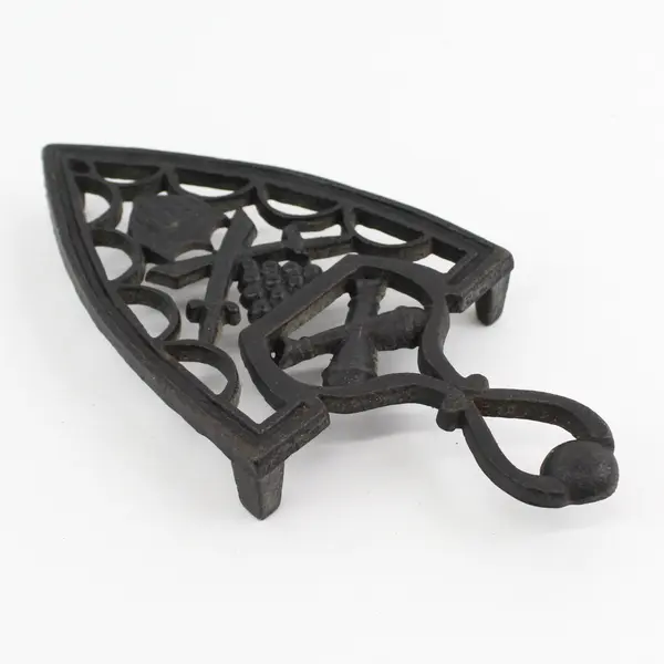 Vintage President Adams Shield Cast Iron Trivet 8"