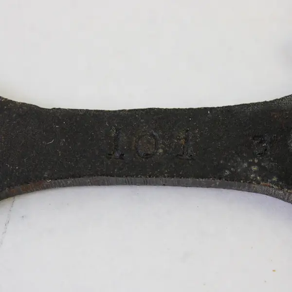 Vintage Saw Tooth Cast Iron Folk Art Trivet 8.5" Marked 101