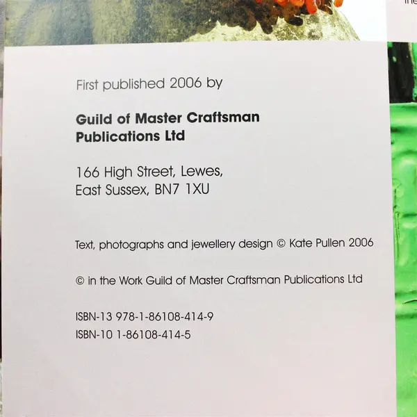 Wire Jewellery 25 Crochet & Knit Wire Designs Kate Pullen 2006 Paperback Good