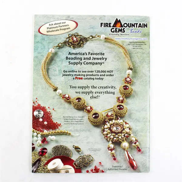 Beadwork Magazine Dec/Jan 2017 Featuring 16 Festive Designs for Winter Good