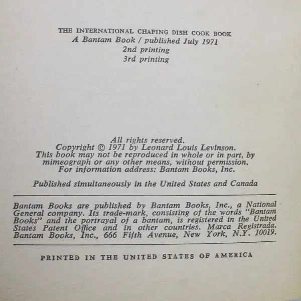 Vintage The International Chafing Dish Cook Book Leonard Louis Levinson 1971 PB 