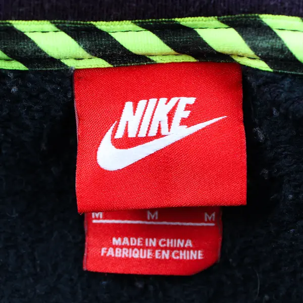 Nike Women's M Purple Sportswear Track & Field Oversized Crop Pullover Sweater 