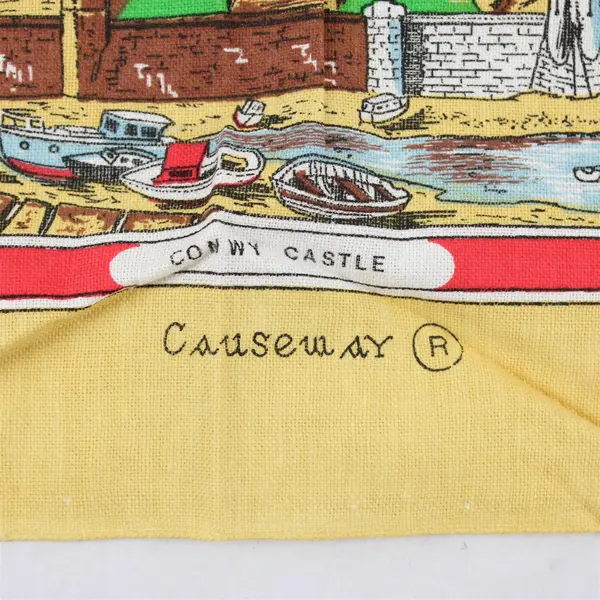 Lot of 2 Tea Towels: Scotland and Welsh Castles, 100% Cotton