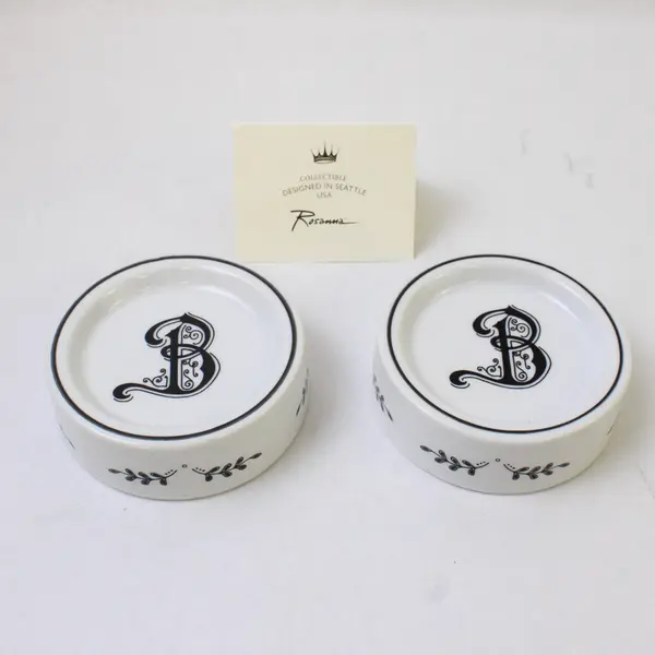 Lot of 2 Rosanna Calligraphie Black & White Monogram "B" Trinket Dishes in Boxes