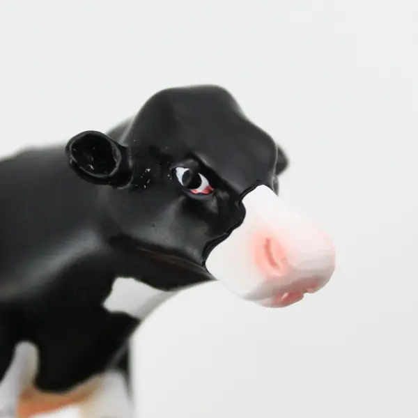 Character Collectibles Hole-Stein Figurine by Judy K. Tuckness - New 5.5in