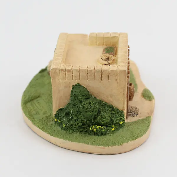 Logos Treasury Peasant House Resin Figurine 1992 Handcrafted In Bend Oregon