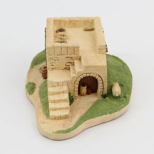 Logos Treasury Peasant House Resin Figurine 1992 Handcrafted In Bend Oregon