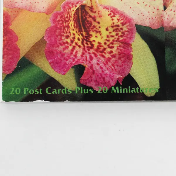 Flowers Of Hawaii Postcard Bonus Album 20 Cards Plus 20 Miniatures 
