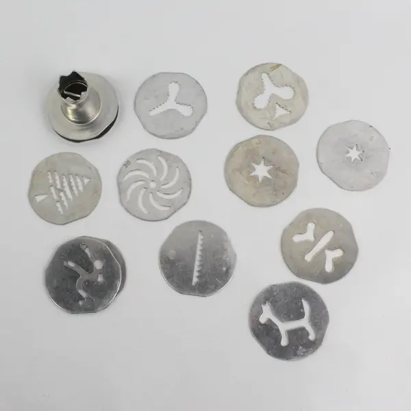 Vintage Aluminum Cookie & Pastry Press w/11 Discs 2 Tips 