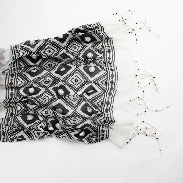 NWT Welkin Black and White Patterned Beaded Fringe Silk Blend Wrap 74"x23"