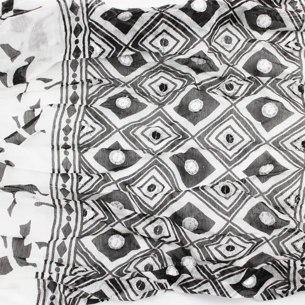 NWT Welkin Black and White Patterned Beaded Fringe Silk Blend Wrap 74"x23"