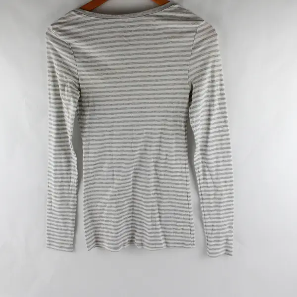 Old Navy Women's S Tall Gray/White Striped Perfect Long Sleeve Shirt