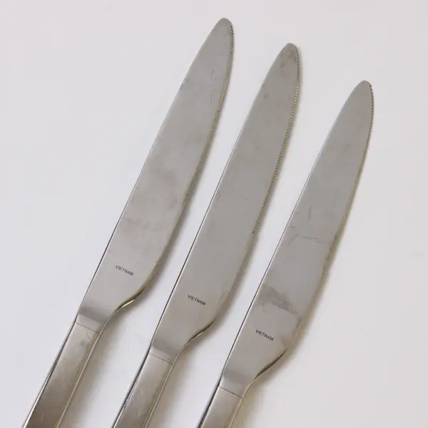 Lot of 3 Villeroy & Boch La Classica Pattern 18/10 SS Dinner Knives 
