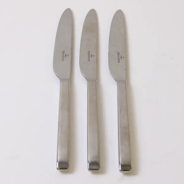 Lot of 3 Villeroy & Boch La Classica Pattern 18/10 SS Dinner Knives 
