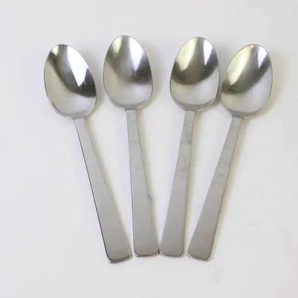 Lot of 4 Villeroy & Boch Notting Hill Pattern 18/10 SS Oval Soup Spoons 8.25"