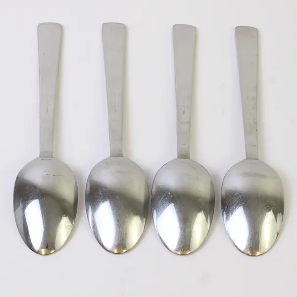 Lot of 4 Villeroy & Boch Notting Hill Pattern 18/10 SS Oval Soup Spoons 8.25"