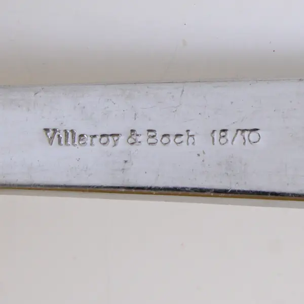 Lot of 4 Villeroy & Boch Notting Hill Pattern 18/10 SS Oval Soup Spoons 8.25"