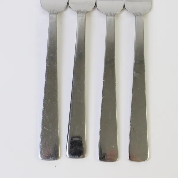 Lot of 4 Villeroy & Boch Notting Hill Pattern 18/10 SS Salad Forks 7.5" Good