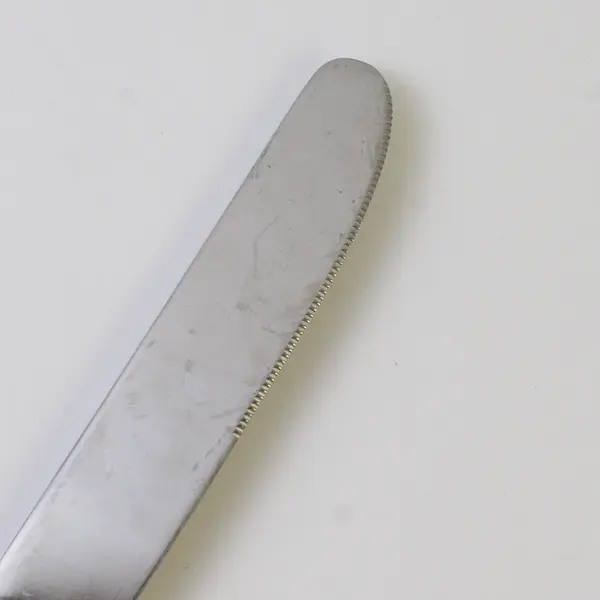 Villeroy & Boch New Wave Pattern 18/10 Stainless Dinner Knife 9.25" Good