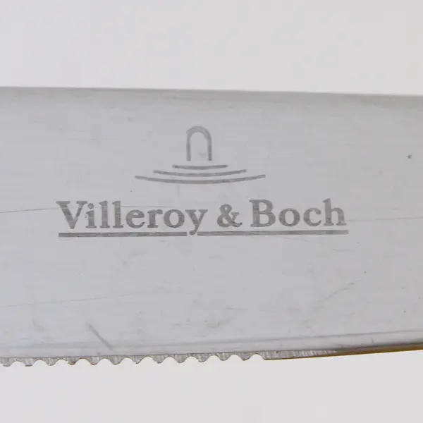 Lot of 4 Villeroy & Boch Piemont Pattern 18/10 SS Solid Dinner Knives 8.75" Good
