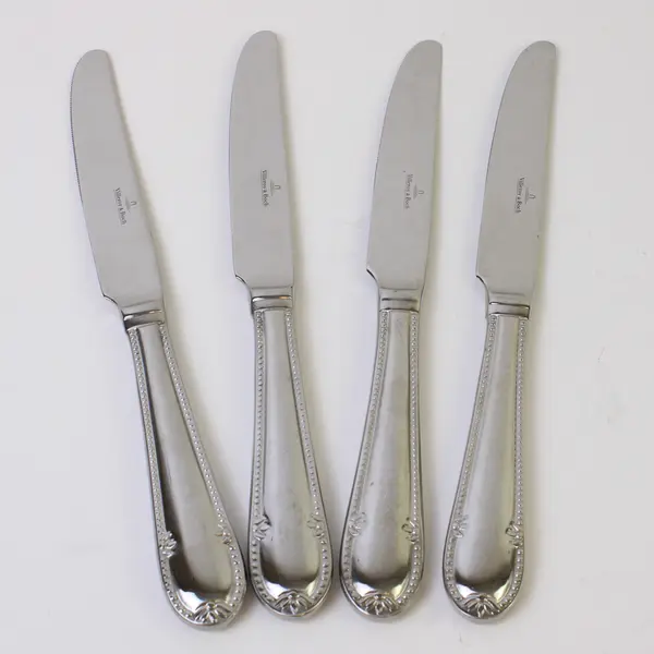 Lot of 4 Villeroy & Boch Mademoiselle Pattern 18/10 SS Solid Dinner Knives 9.25"
