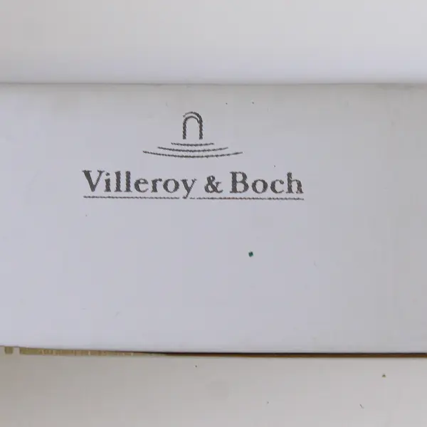 Lot of 4 Villeroy & Boch Mademoiselle Pattern 18/10 SS Solid Dinner Knives 9.25"