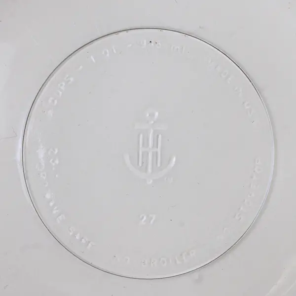 Lot of 2 Anchor Hocking Glass Food Storage Bowls 4 Cup Red & 7 Cup Blue