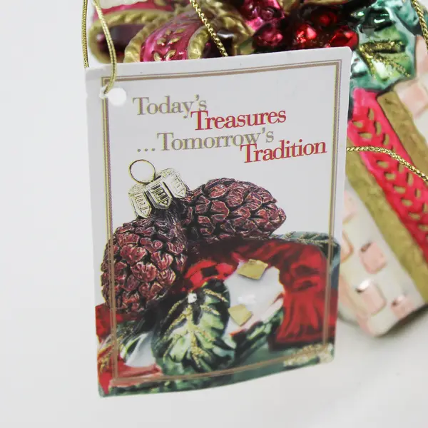 Fitz and Floyd Glass Gregorian Gift Box with Dove On top Christmas Ornament