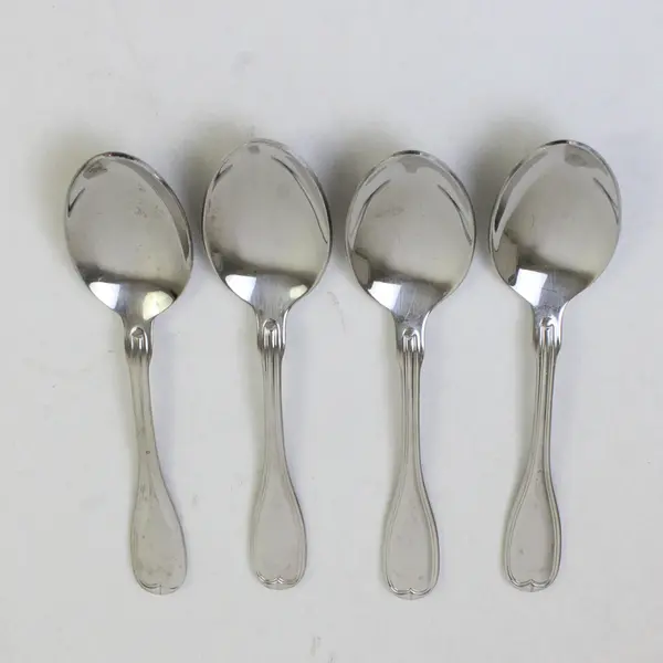 Lot of 4 J A Henckels (Zwilling) Banquet Pattern 18/10 SS Soup Spoons 7.25" Good