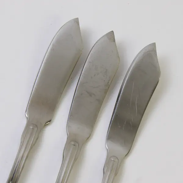 Lot of 3 J A Henckels (Zwilling) Banquet Pattern 18/10 SS Butter Knives 6.75" 