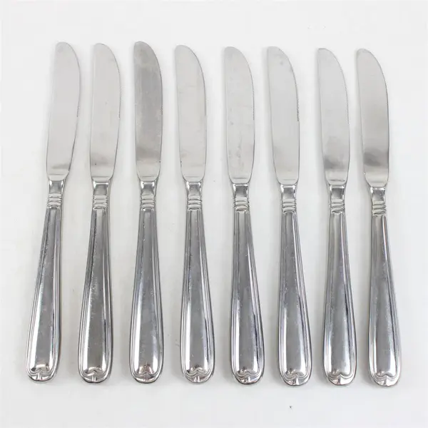 Lot of 8 J A Henckels (Zwilling) Banquet Pattern 18/10 SS Dinner Knives 9"