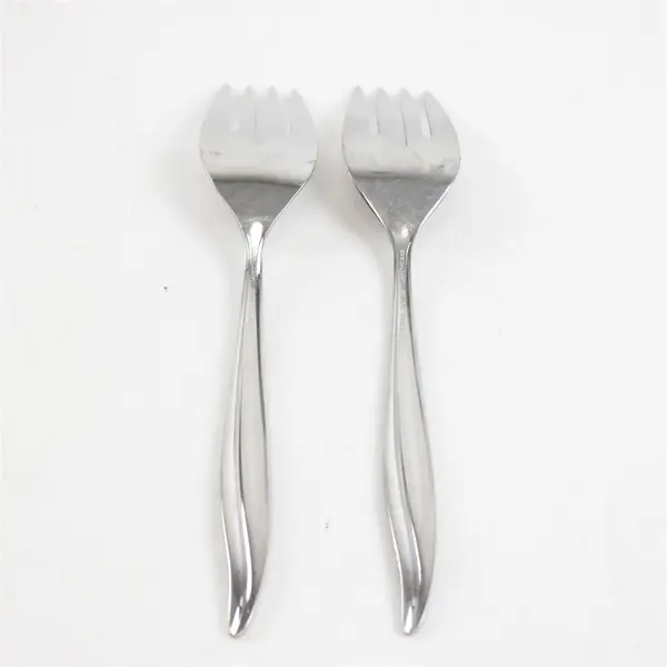 Set of 2 Oneida Textura Stainless Steel Medium Meat Serving Forks 8.5in