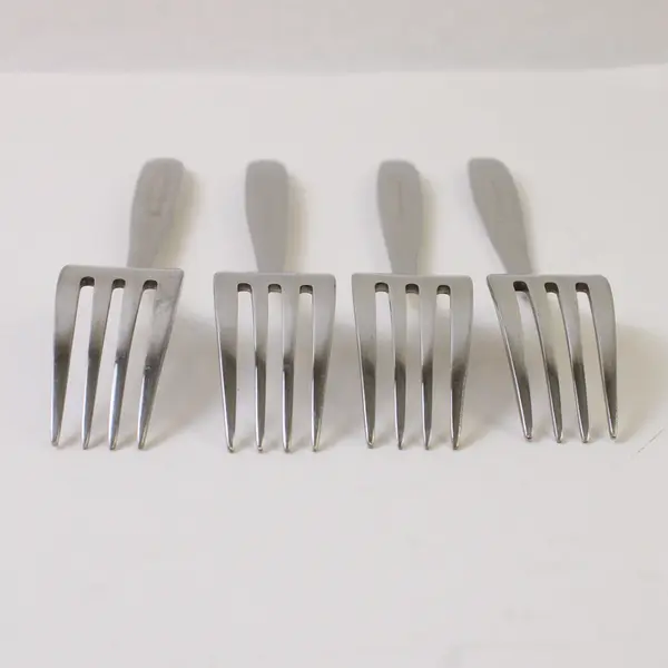 Lot of 4 J A Henckels HEN76 Pattern 18/10 SS Salad Forks 7" Rare HTF Pattern