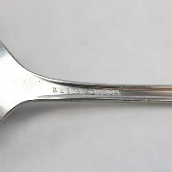Set of 3 Oneida Colonial Boston Stainless Place Oval Soup Spoons