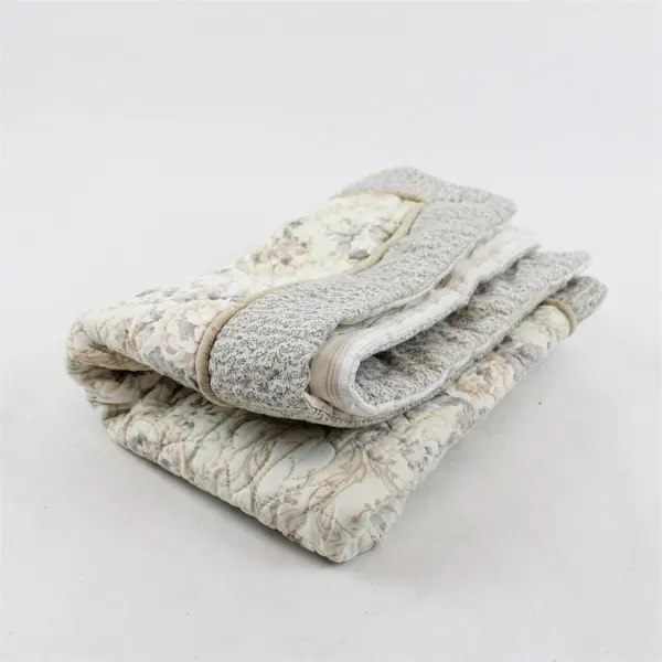 Lot Of 2 Unbranded Matching Beige/Gray/White Floral Pillow Shams 22.5" x 29"