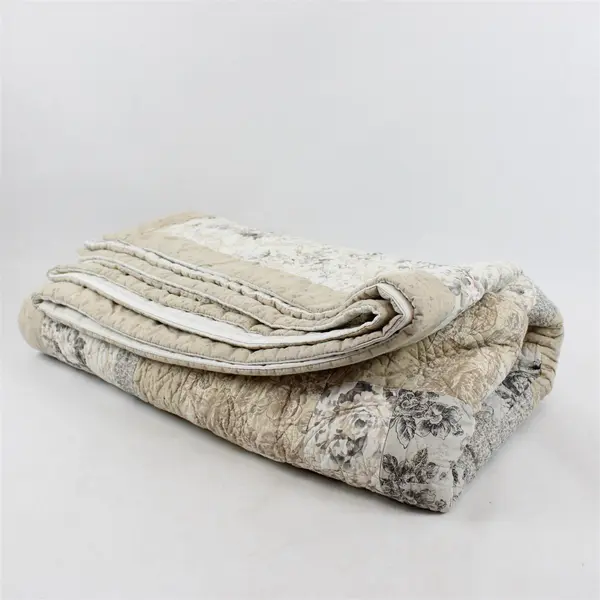 Unbranded Beige/Gray/White Floral/Striped Patterned Quilt Comforter 68.5" x 109"